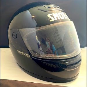Shoel rf-R Full faced motorcycle helmet. Jet black